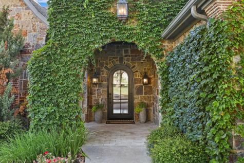 2042 Miracle Point Drive Southlake TX 76092