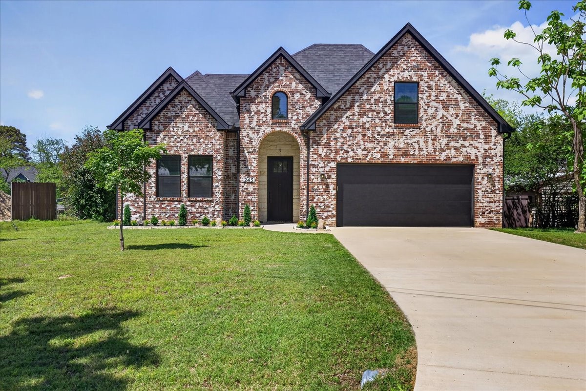 245 Autumn Wood Trail Gun Barrel City TX 75156