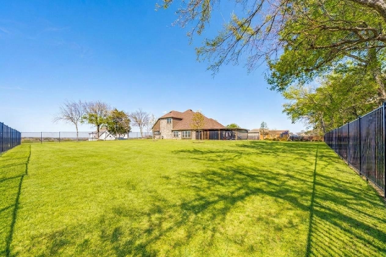 1215 Fire Fly Ridge Blue Ridge TX 75424