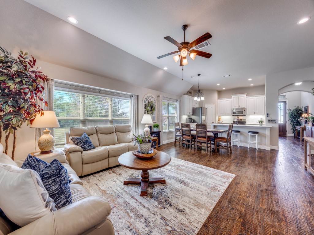 1215 Fire Fly Ridge Blue Ridge TX 75424