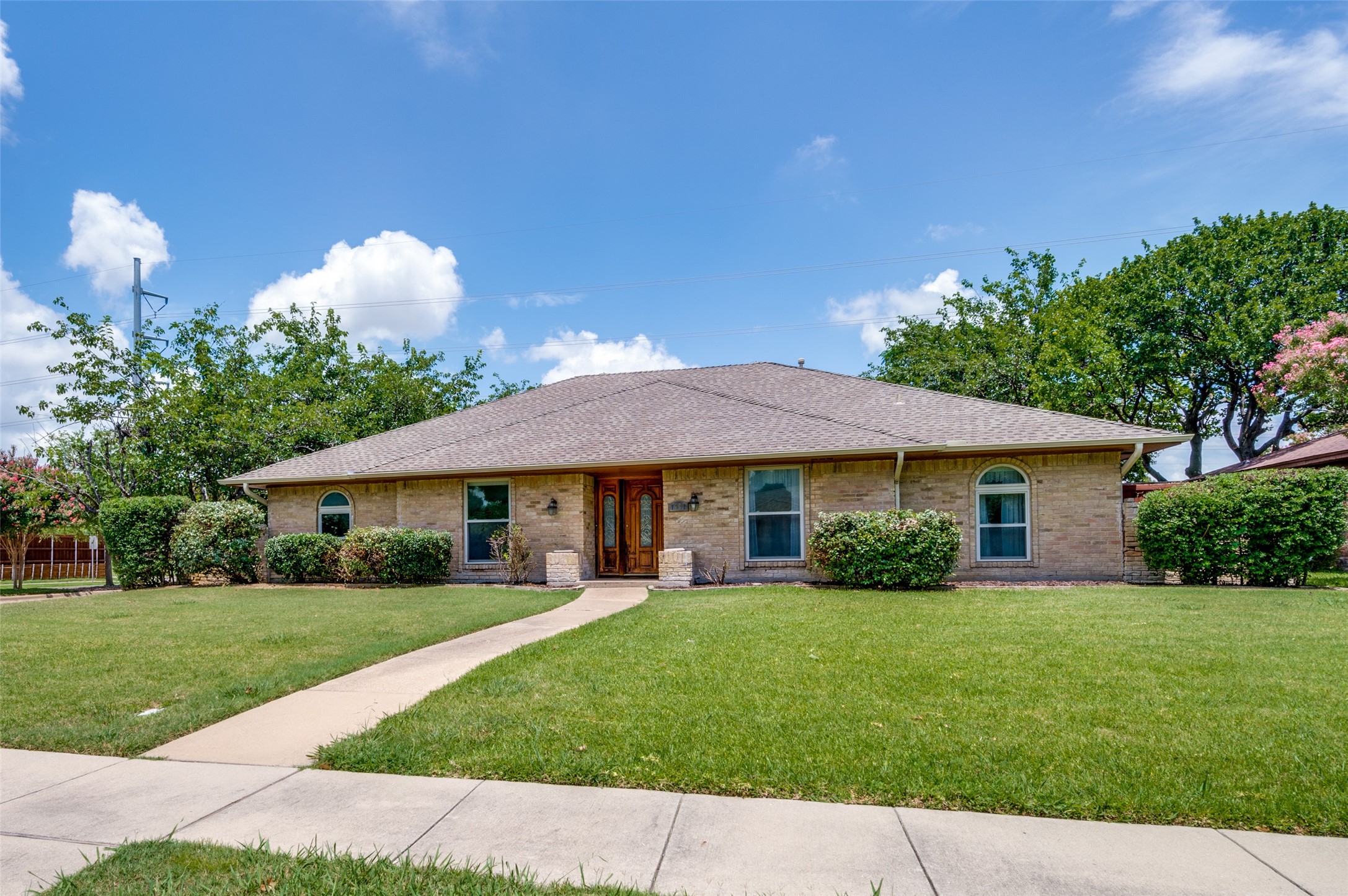 1001 Hillsdale Drive Richardson TX 75081