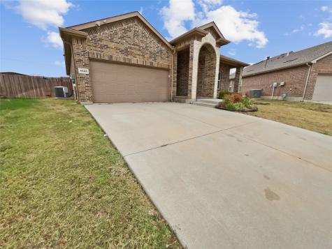 4500 Gunnison Drive Denton TX 76208