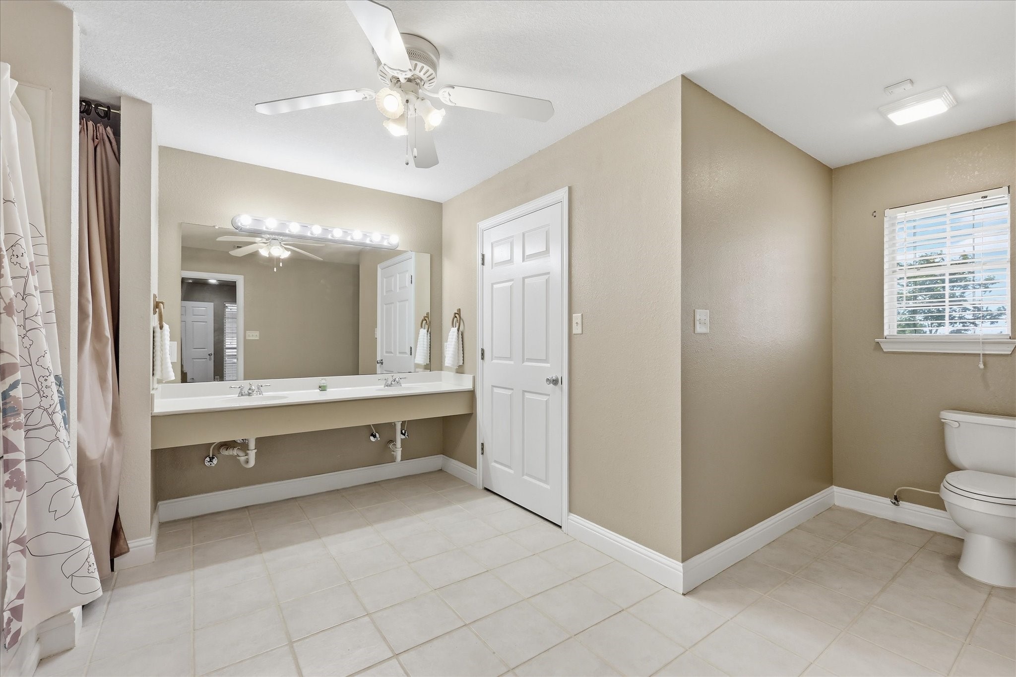 9909 County Road 309 Terrell TX 75161