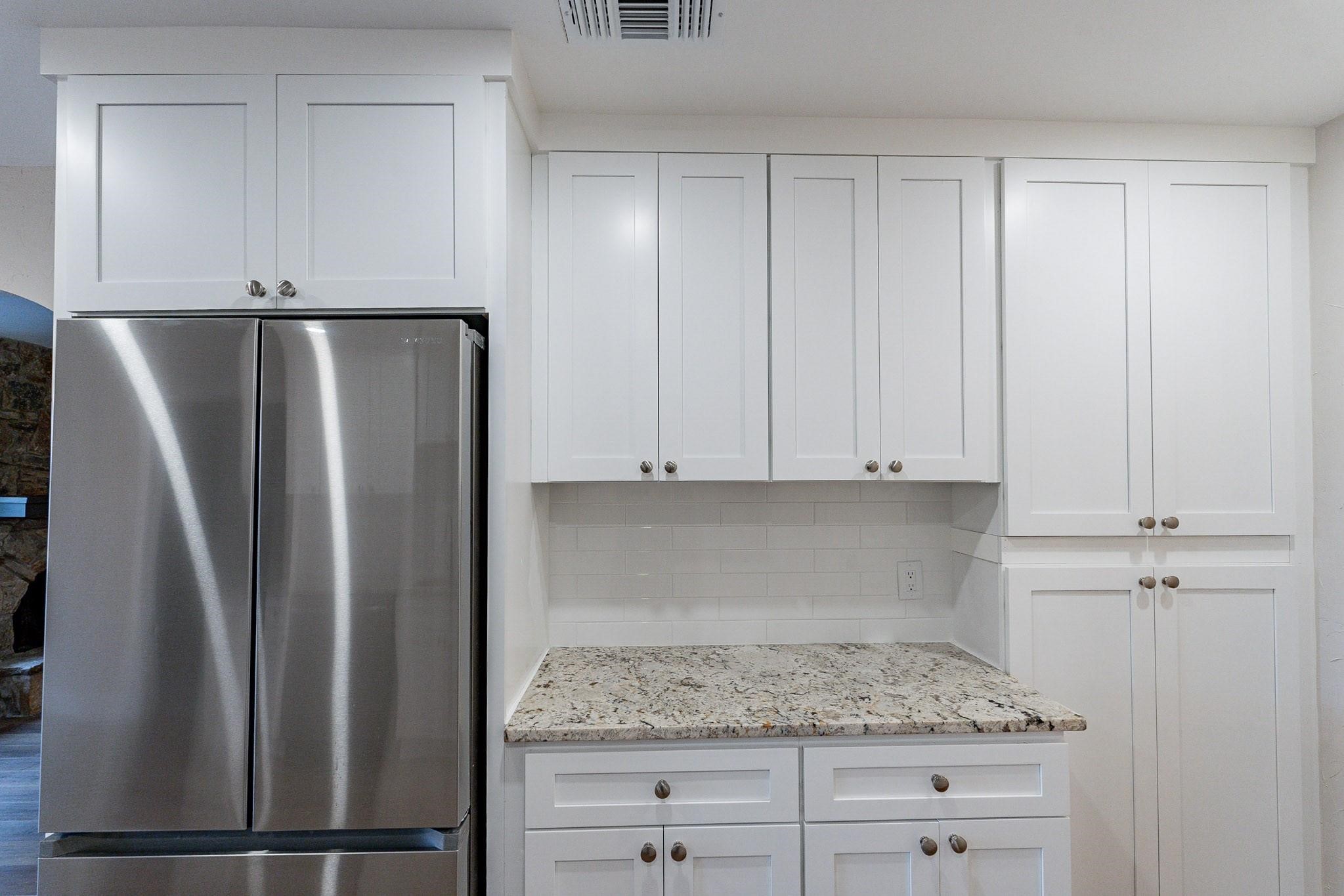 2105 Castle Oaks Drive Arlington TX 76012