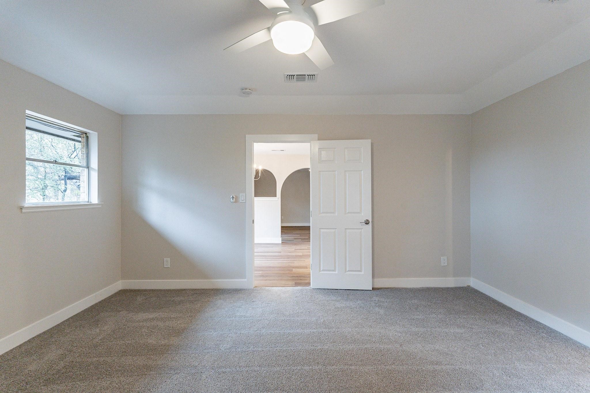 2105 Castle Oaks Drive Arlington TX 76012