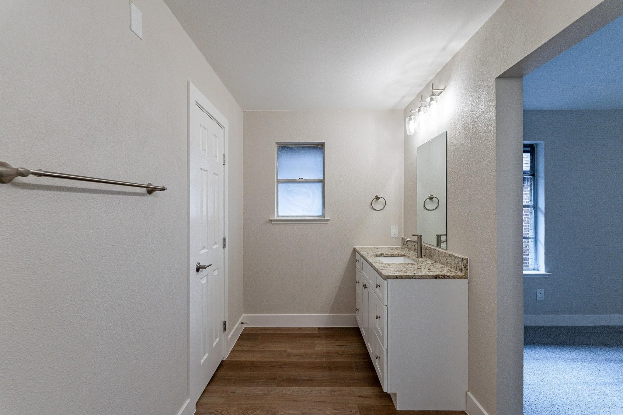 2105 Castle Oaks Drive Arlington TX 76012