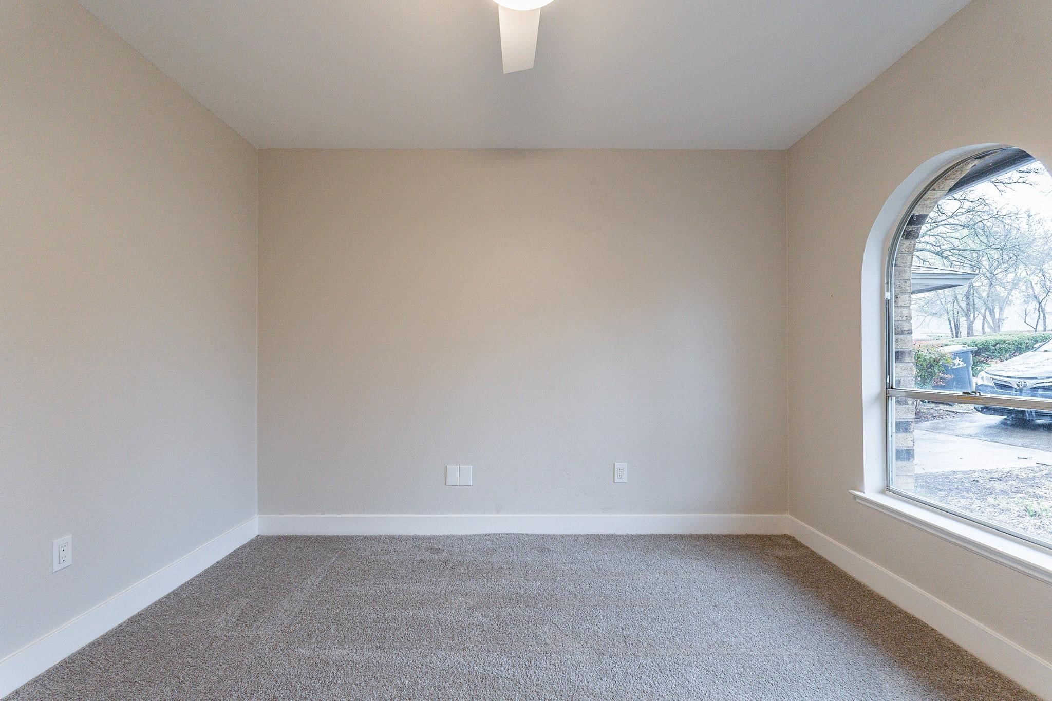 2105 Castle Oaks Drive Arlington TX 76012