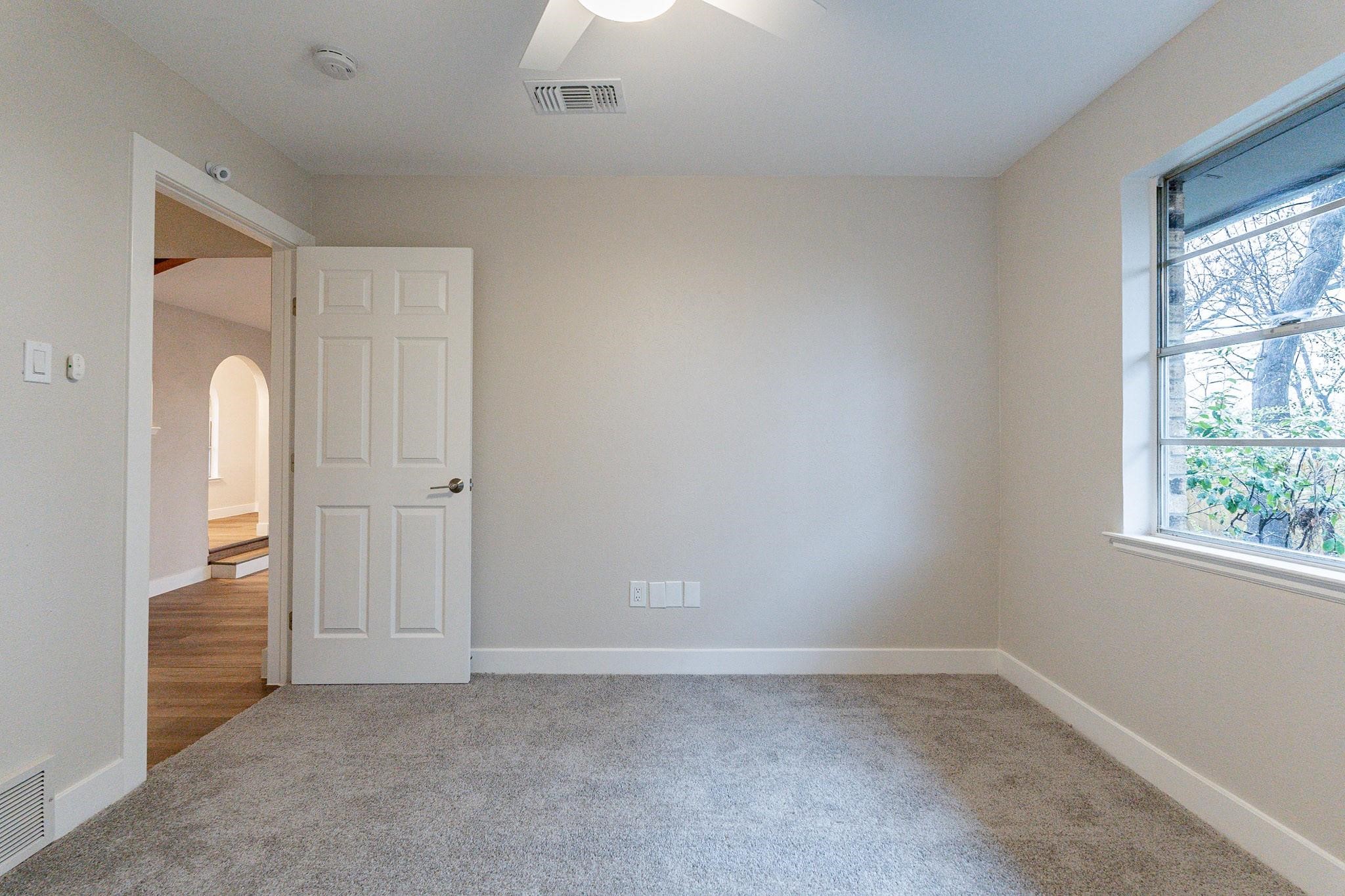 2105 Castle Oaks Drive Arlington TX 76012