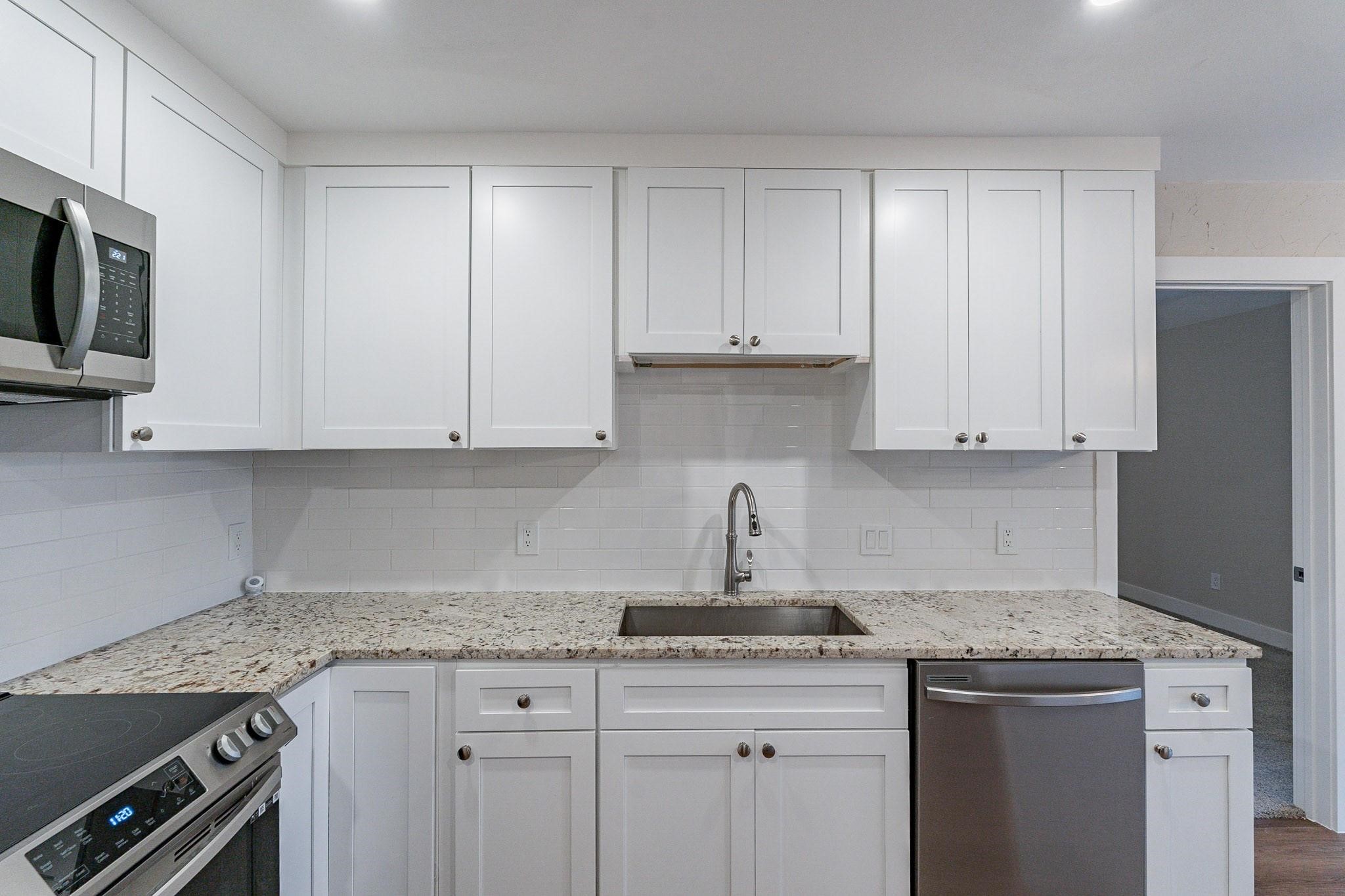 2105 Castle Oaks Drive Arlington TX 76012