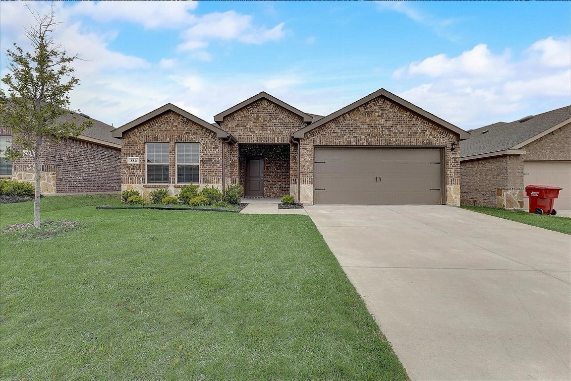 112 University Street Farmersville TX 75442