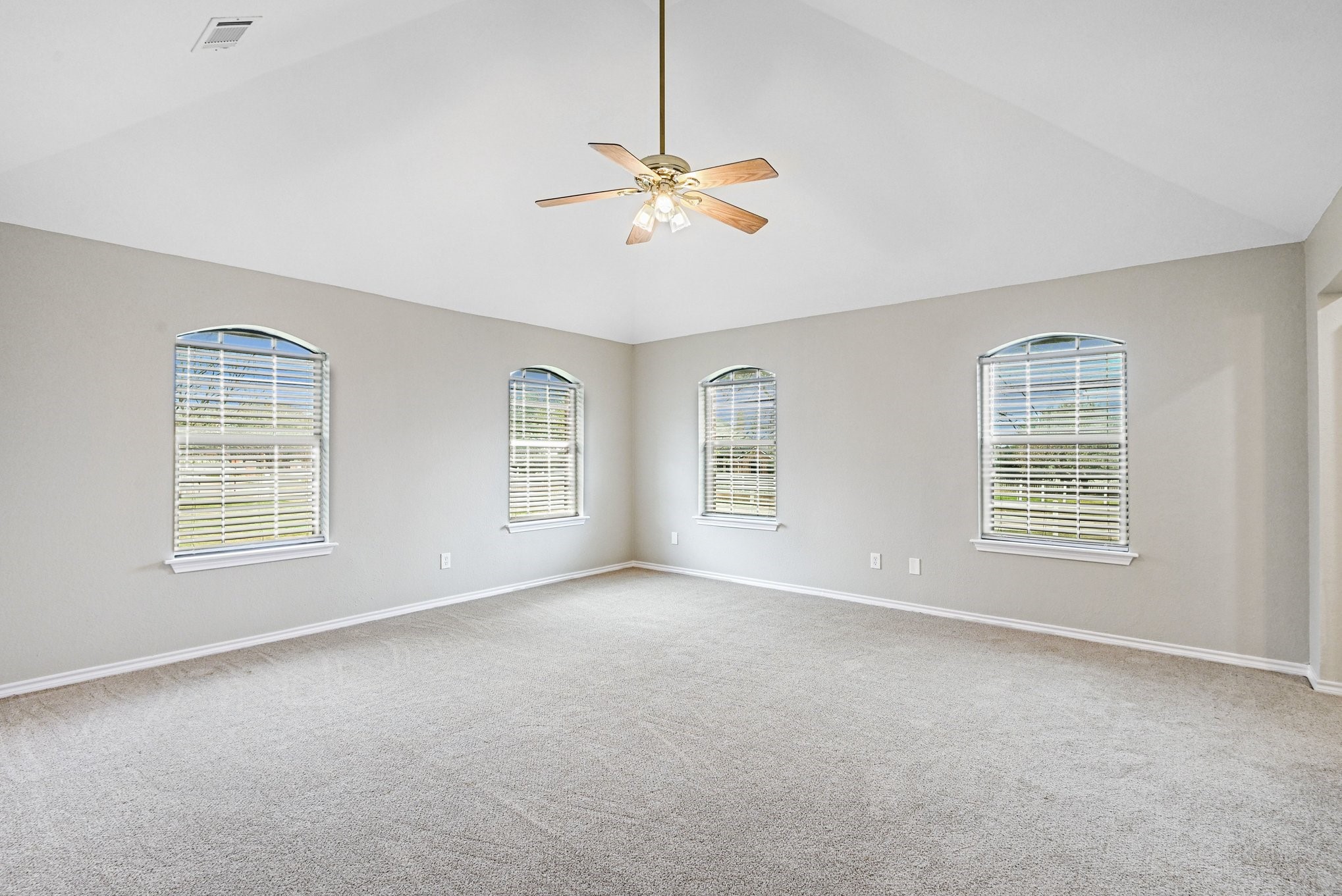 10101 Round Hill Road Fort Worth TX 76131