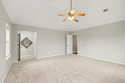 10101 Round Hill Road Fort Worth TX 76131