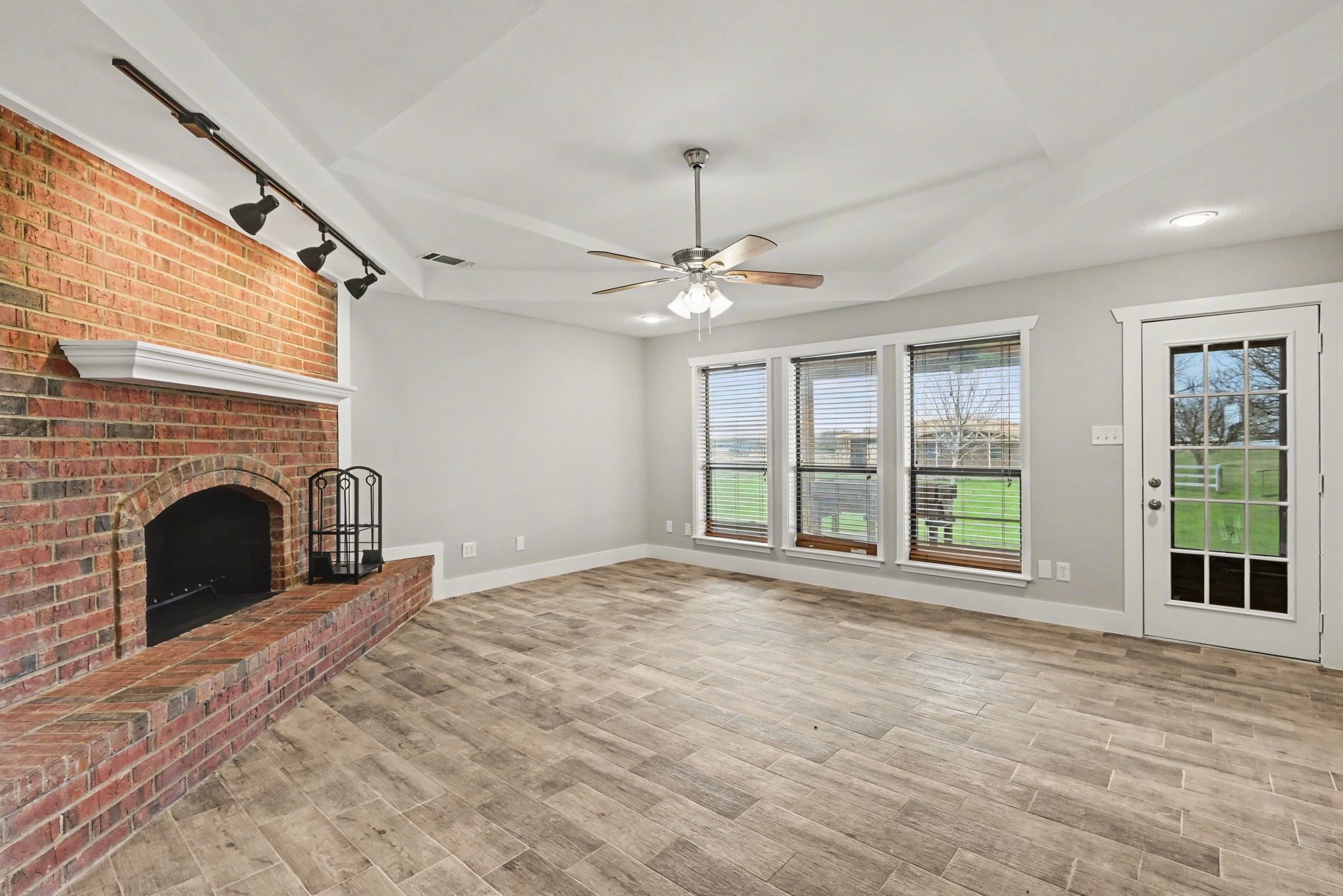 10101 Round Hill Road Fort Worth TX 76131