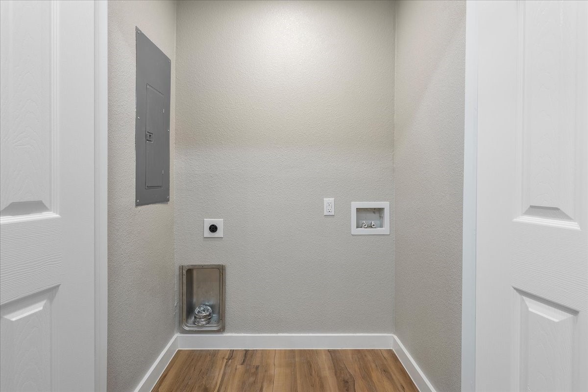 5403 Mona Lane Dallas TX 75236