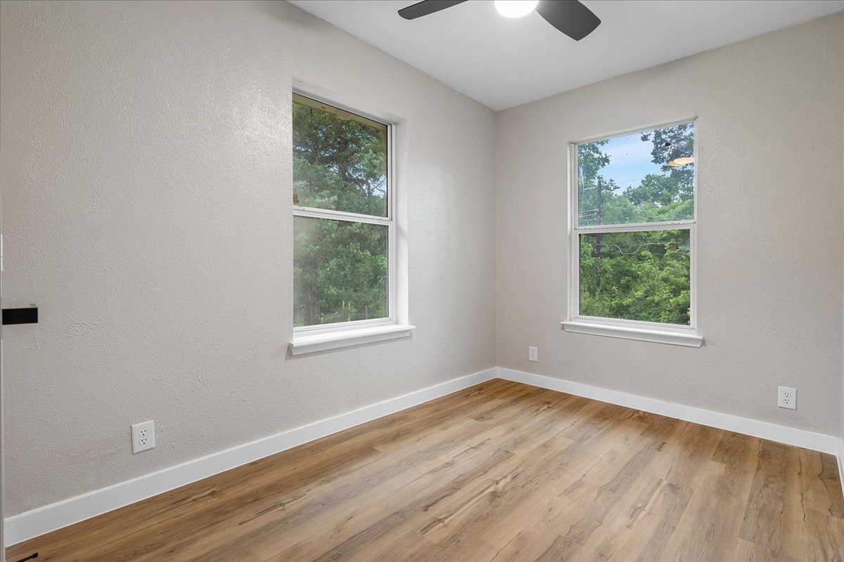 5403 Mona Lane Dallas TX 75236