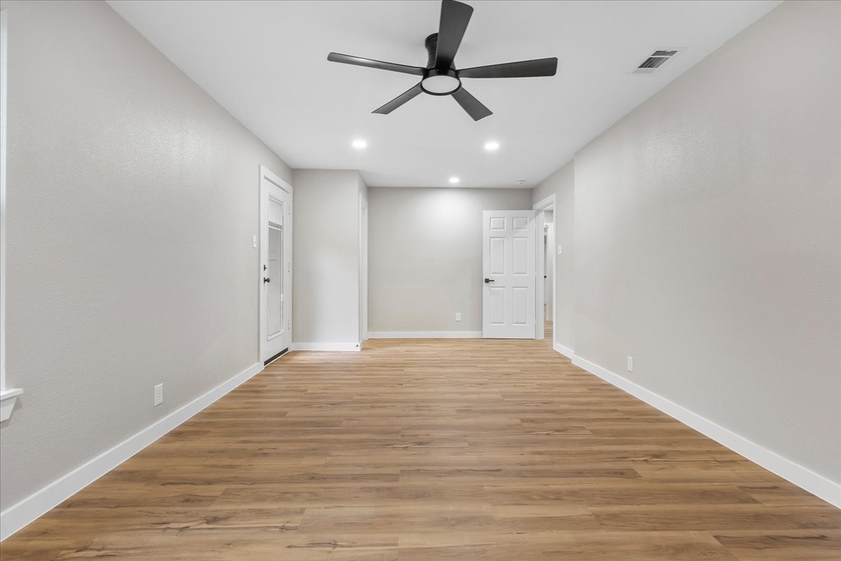 5403 Mona Lane Dallas TX 75236