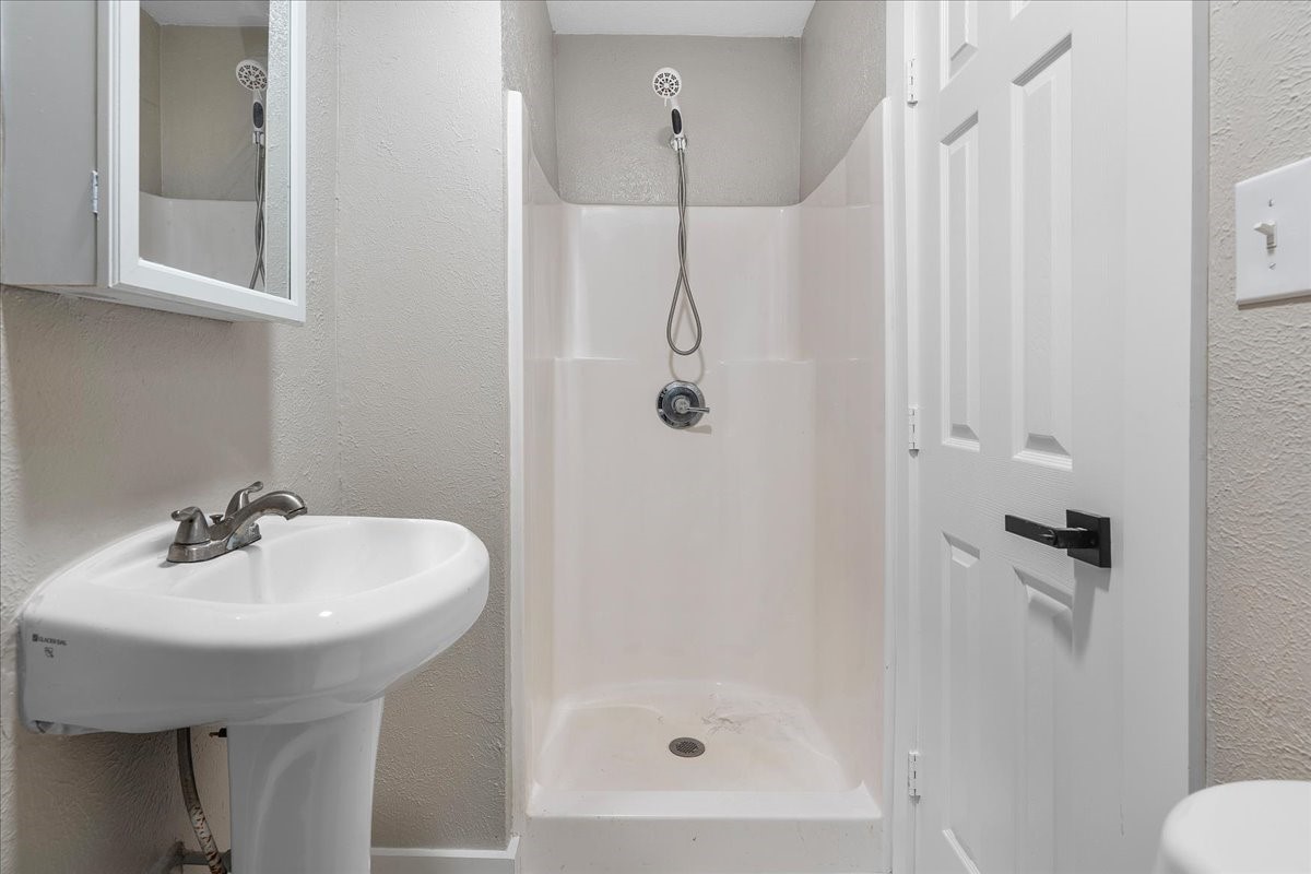 5403 Mona Lane Dallas TX 75236