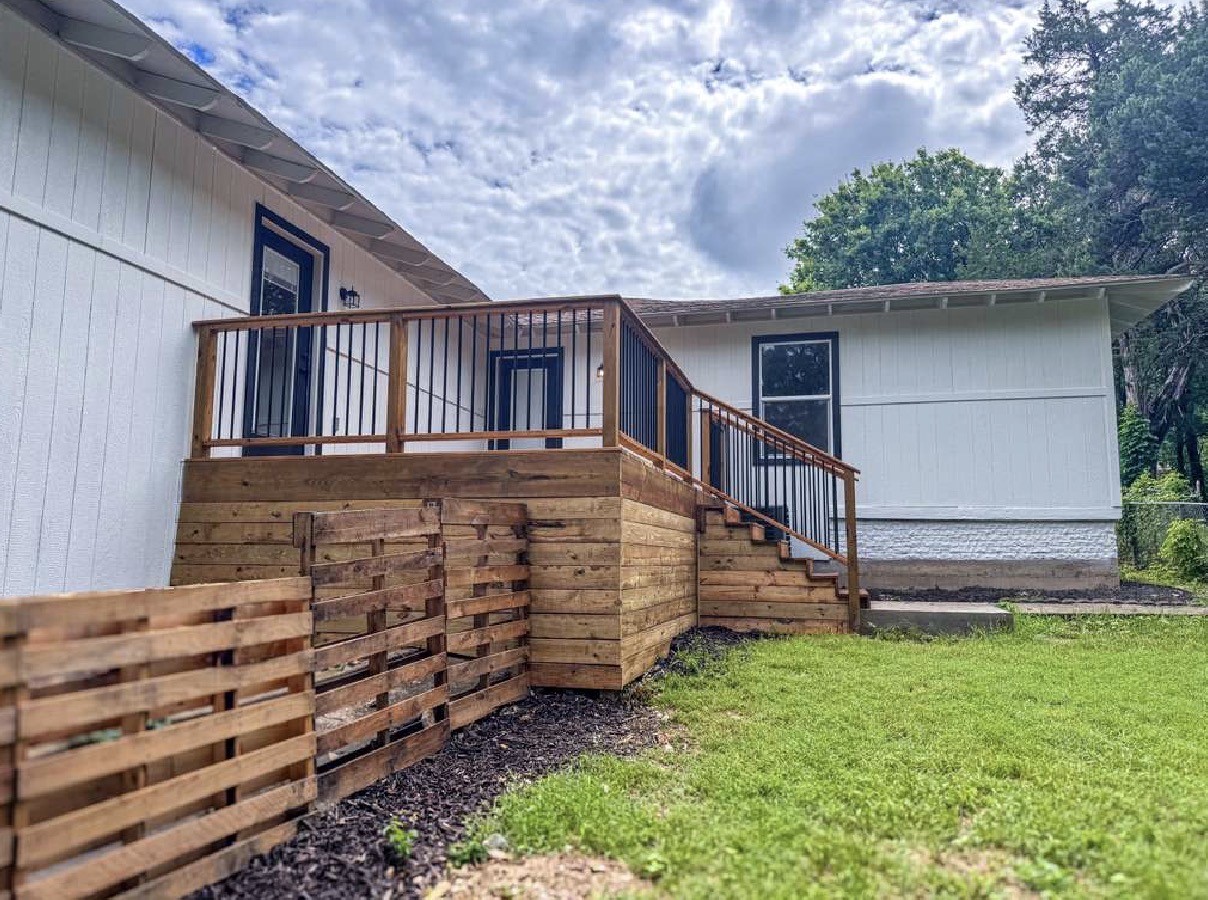 5403 Mona Lane Dallas TX 75236