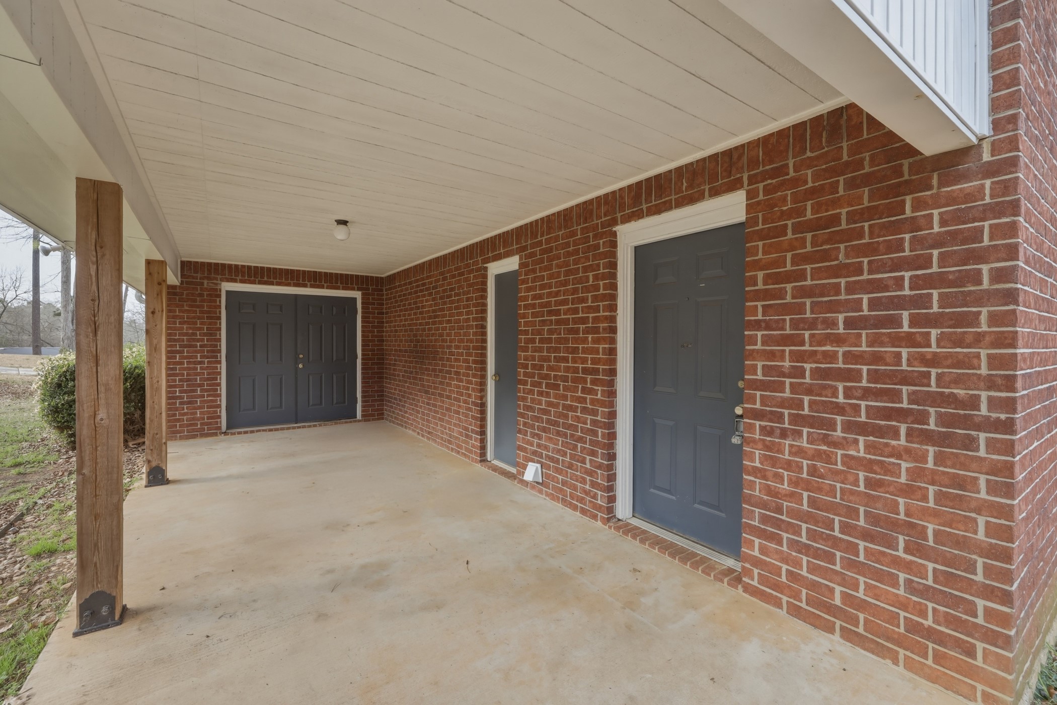 3075 E Lake Drive Gladewater TX 75647