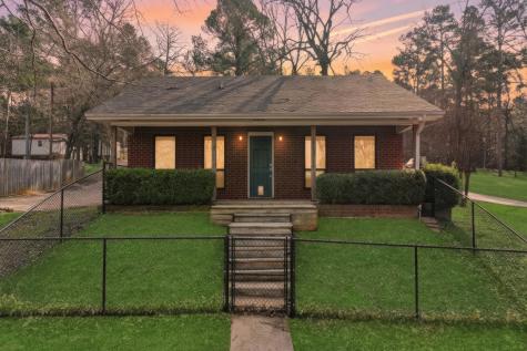 3075 E Lake Drive Gladewater TX 75647