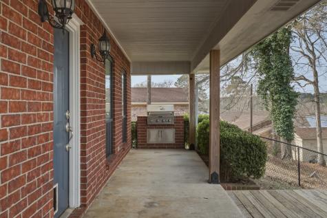 3075 E Lake Drive Gladewater TX 75647