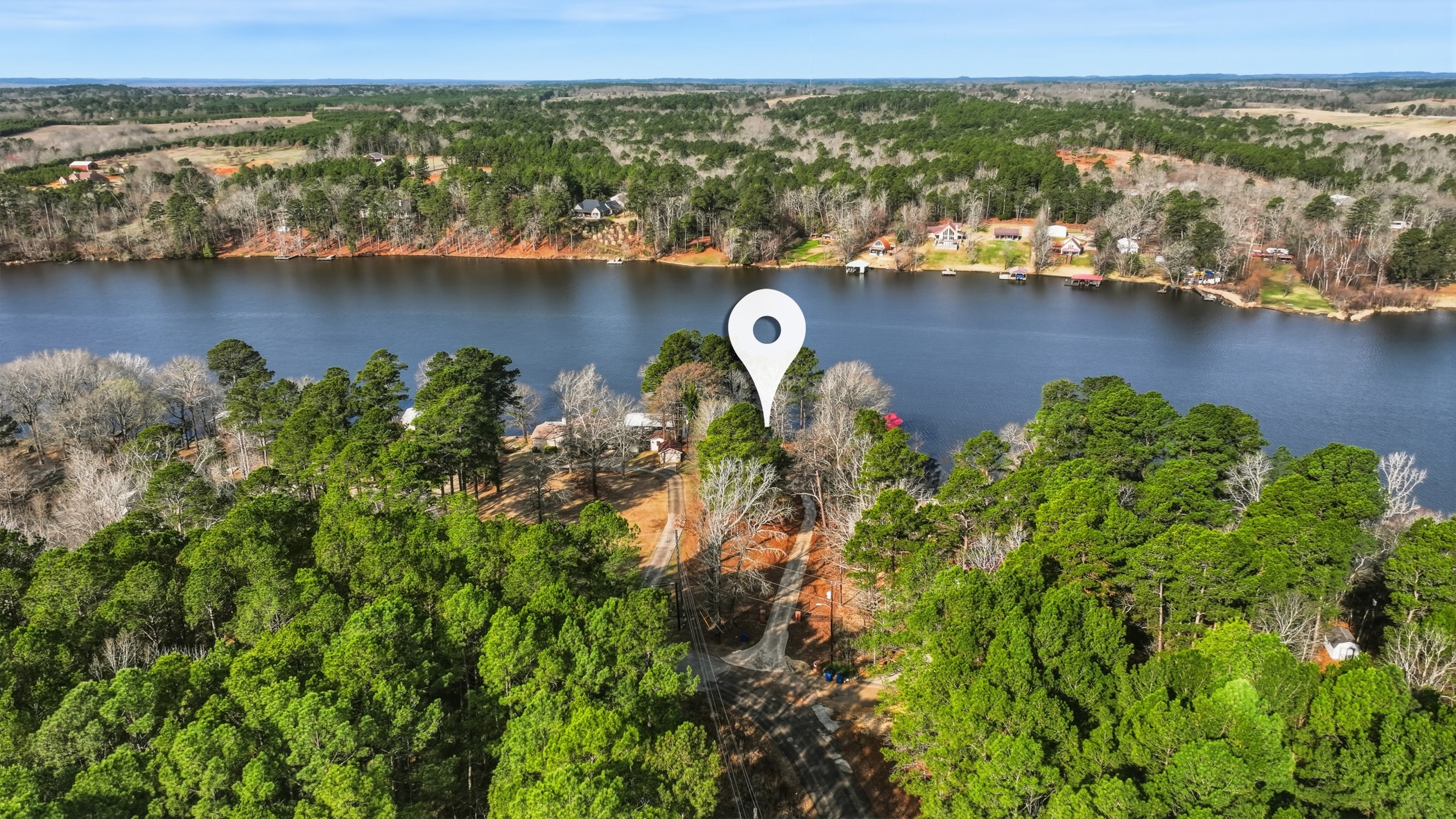 3075 E Lake Drive Gladewater TX 75647