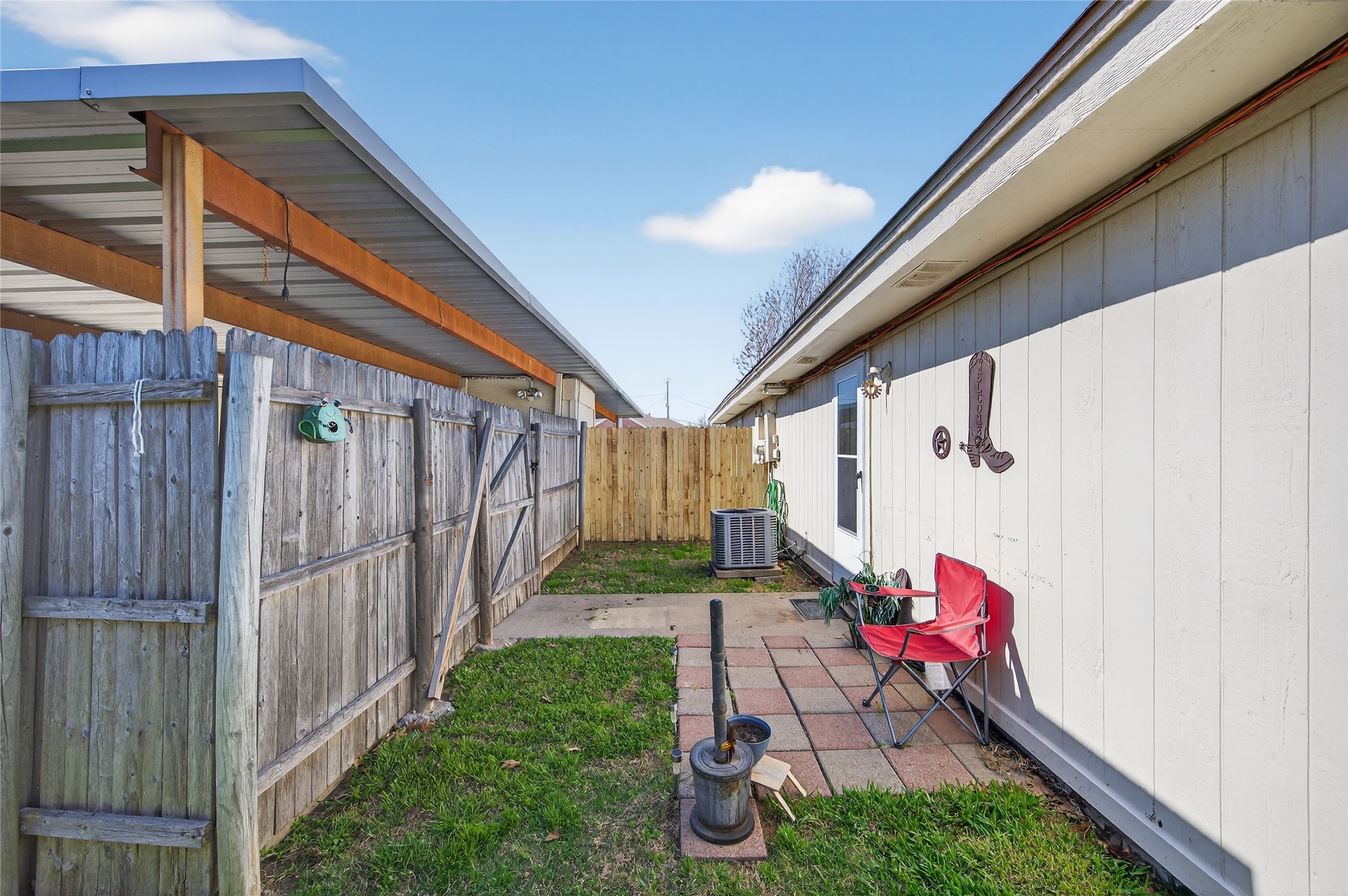 1032 Tennessee Trail Arlington TX 76017