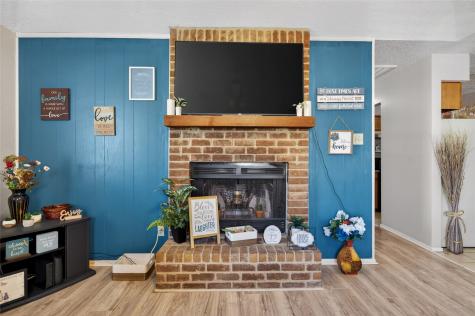 1032 Tennessee Trail Arlington TX 76017