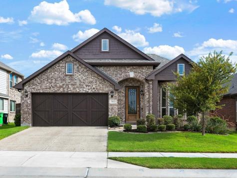 1613 Bull Street Aubrey TX 76227