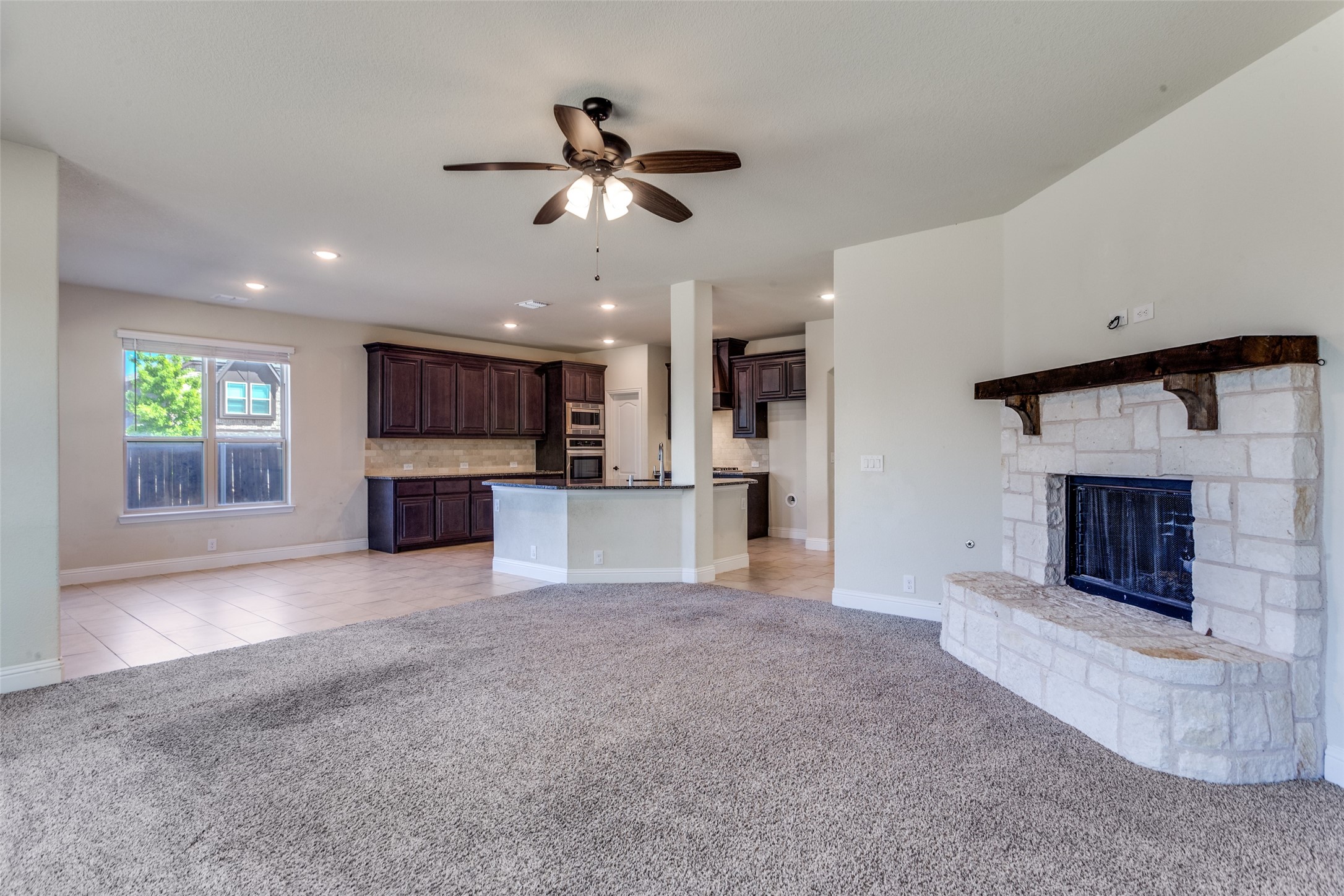 1029 Palo Oaks Drive Burleson TX 76028
