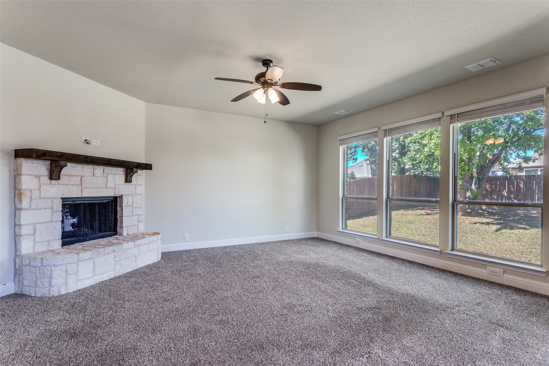 1029 Palo Oaks Drive Burleson TX 76028