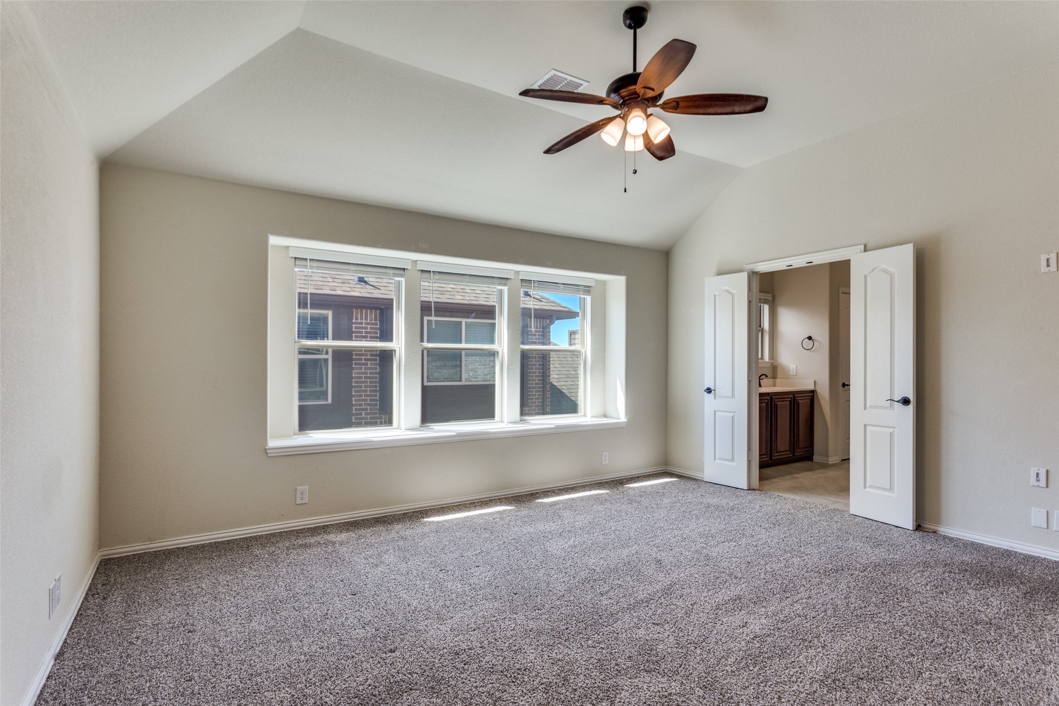 1029 Palo Oaks Drive Burleson TX 76028