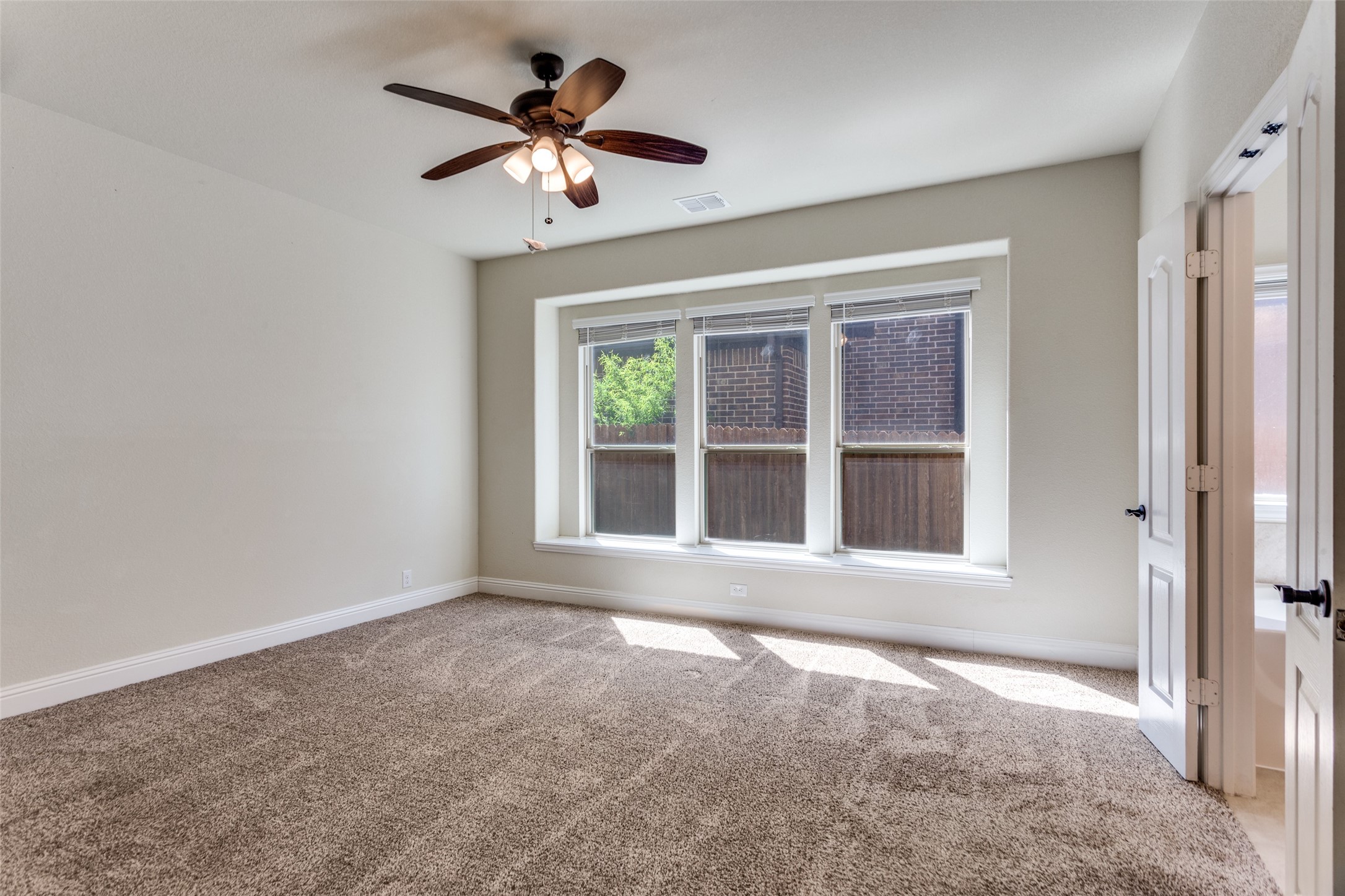 1029 Palo Oaks Drive Burleson TX 76028