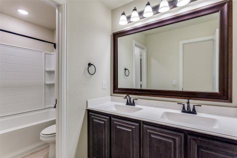 1029 Palo Oaks Drive Burleson TX 76028