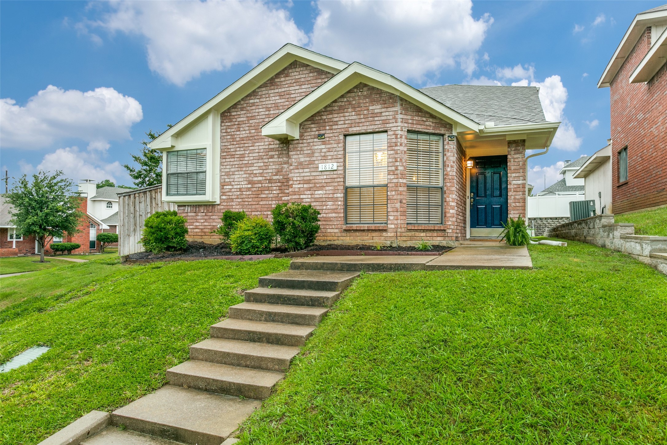 1812 Green Oak Drive Lewisville TX 75067