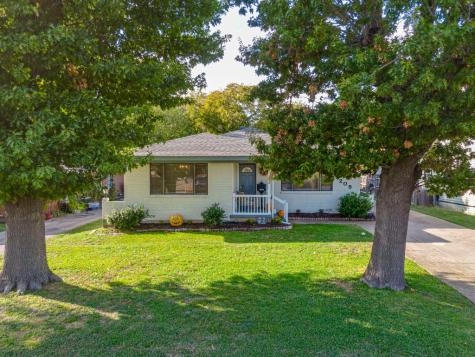205 Brown Street Waxahachie TX 75165