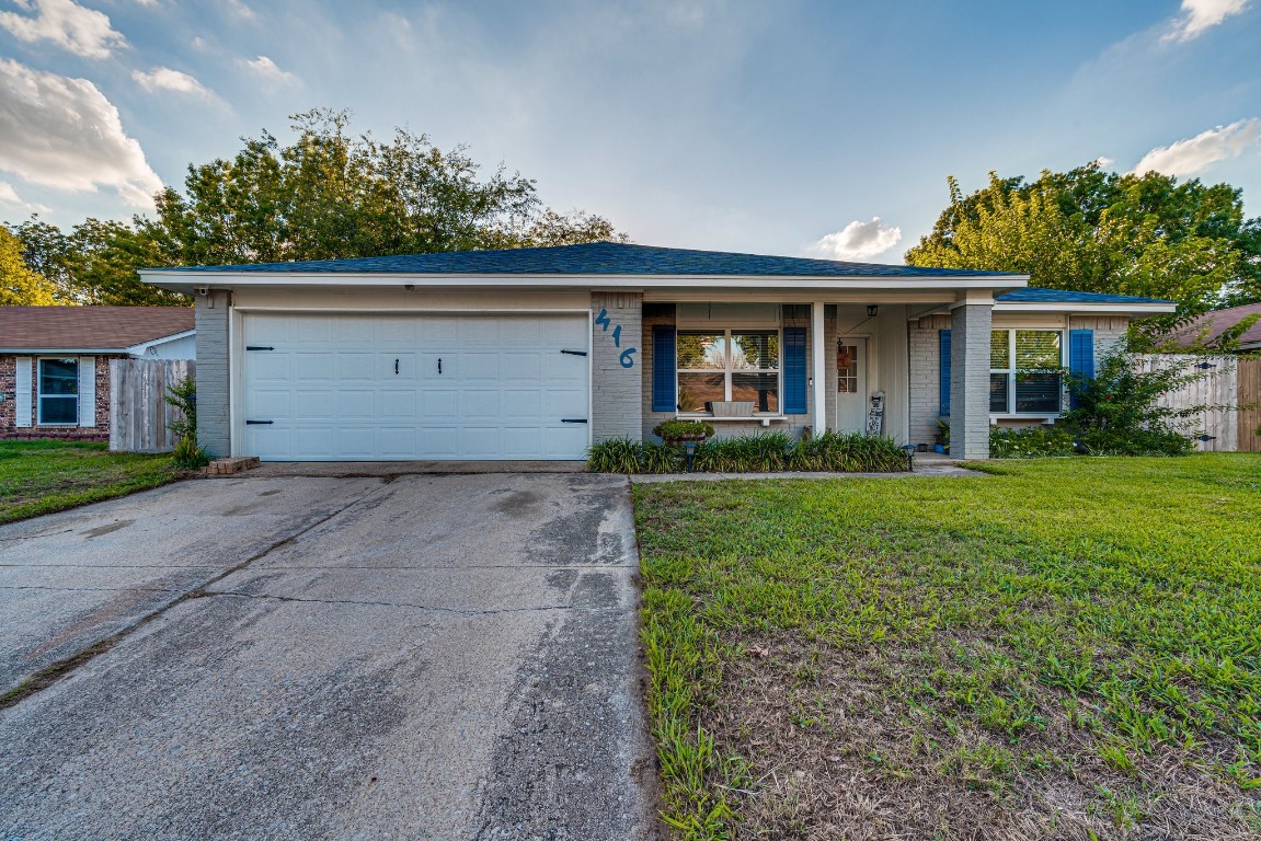 416 Goldfinch Drive Fort Worth TX 76108