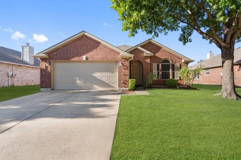 3244 Guadaloupe Grand Prairie TX 75054