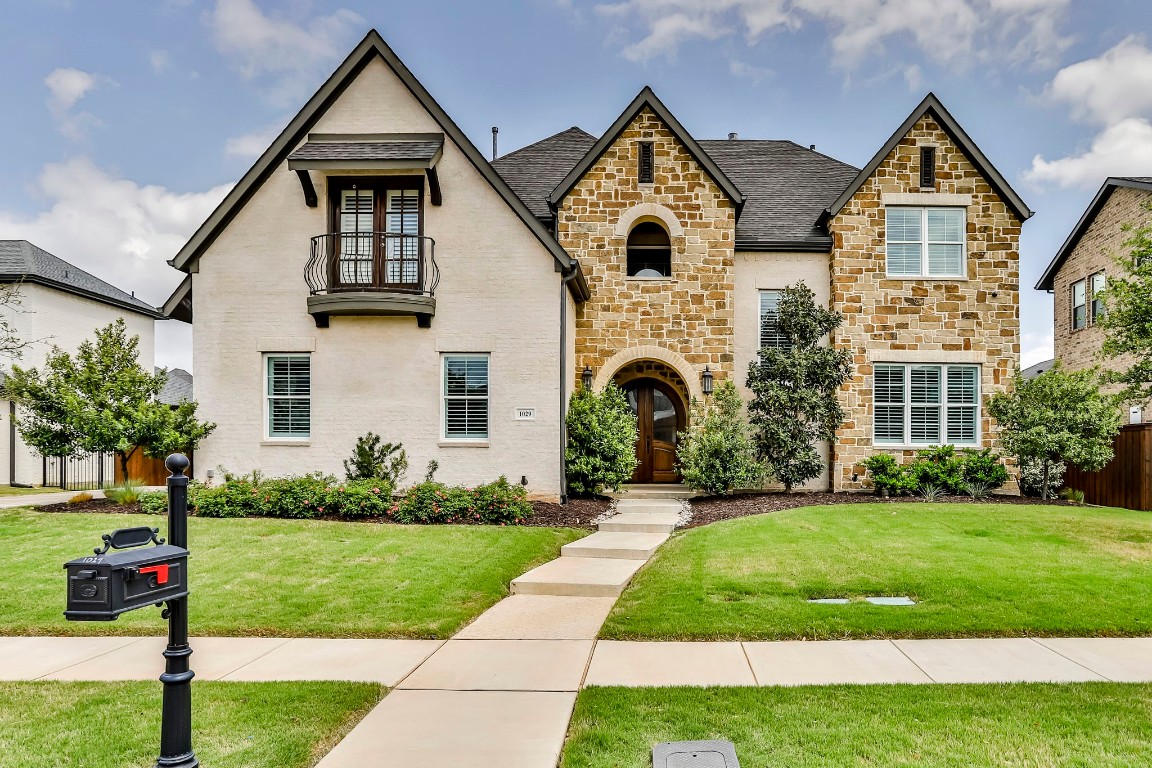 1029 La Salle Lane Southlake TX 76092