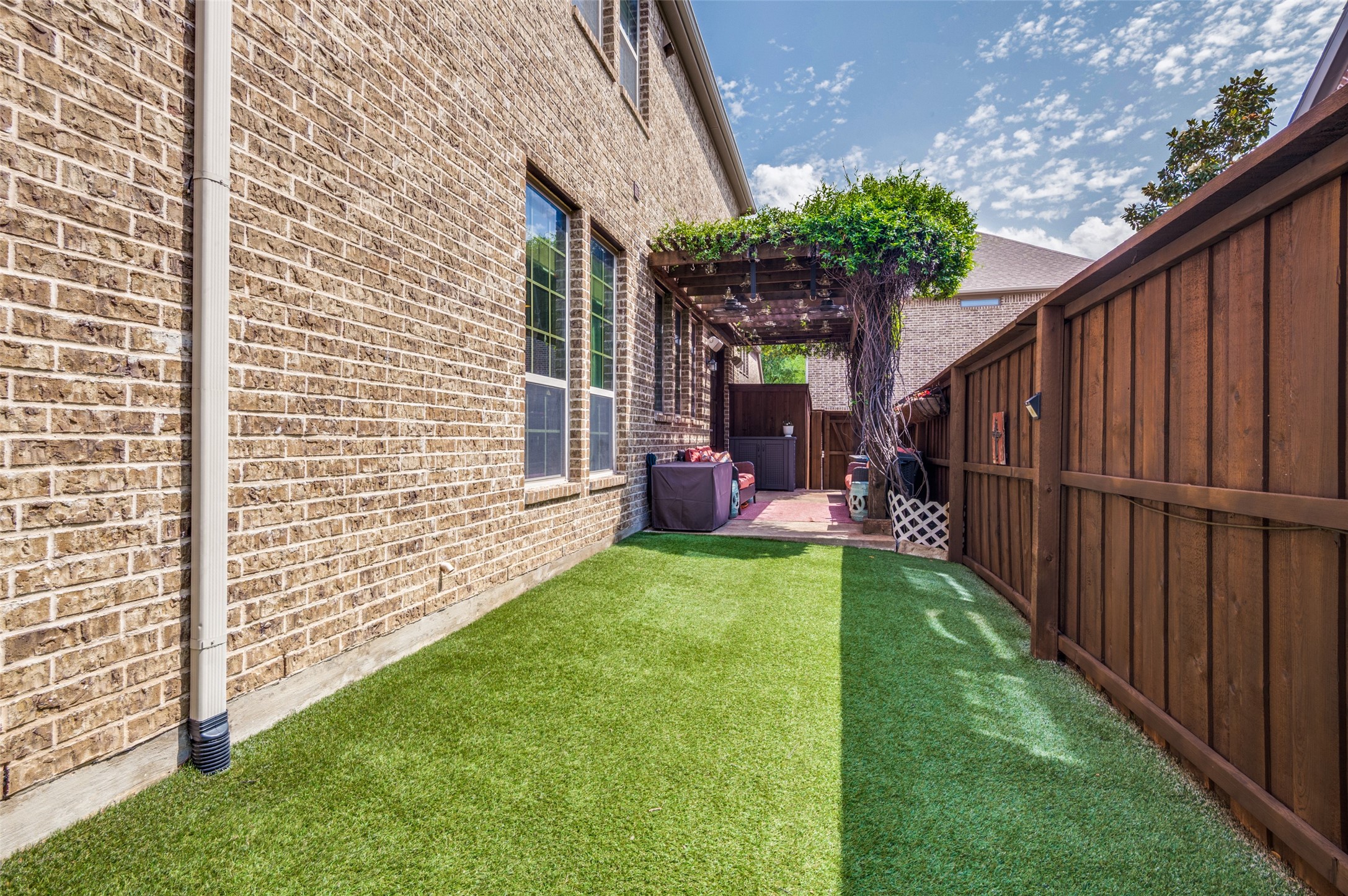 2518 Bill Moses Parkway Farmers Branch TX 75234