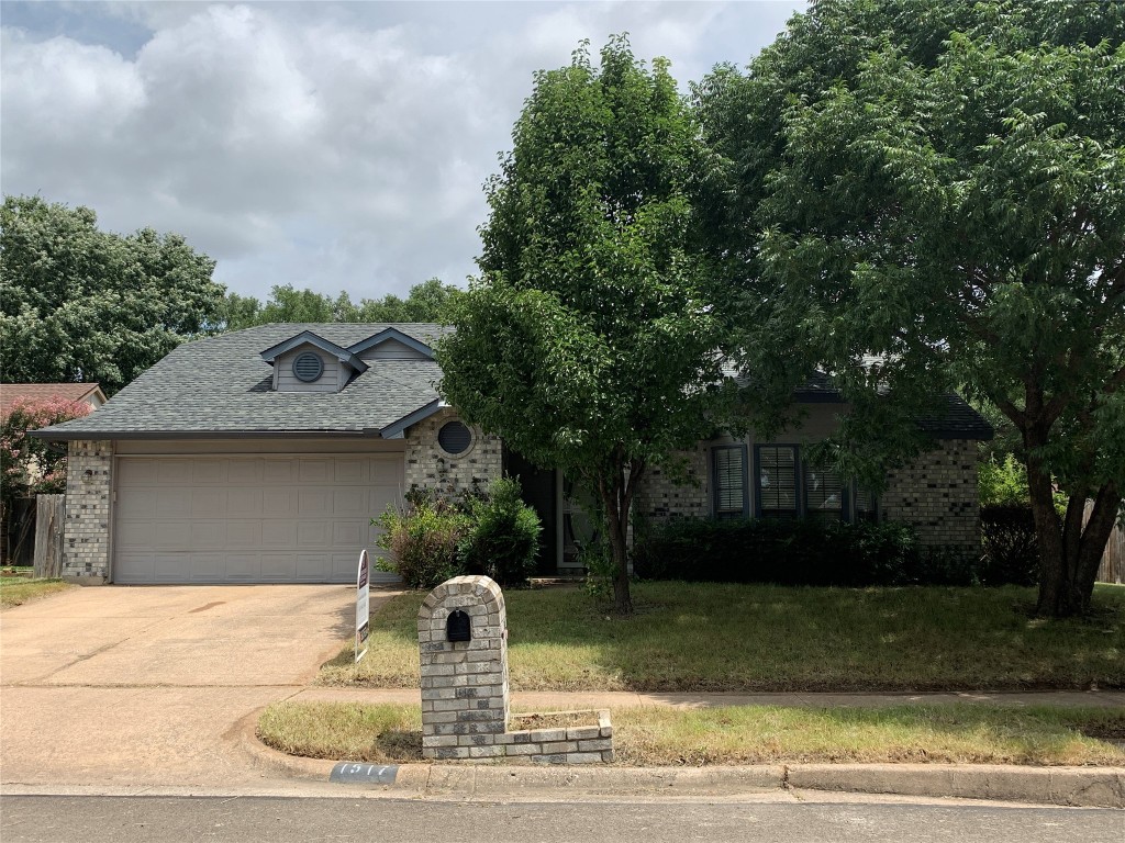 1517 Rockdale Drive Arlington TX 76018