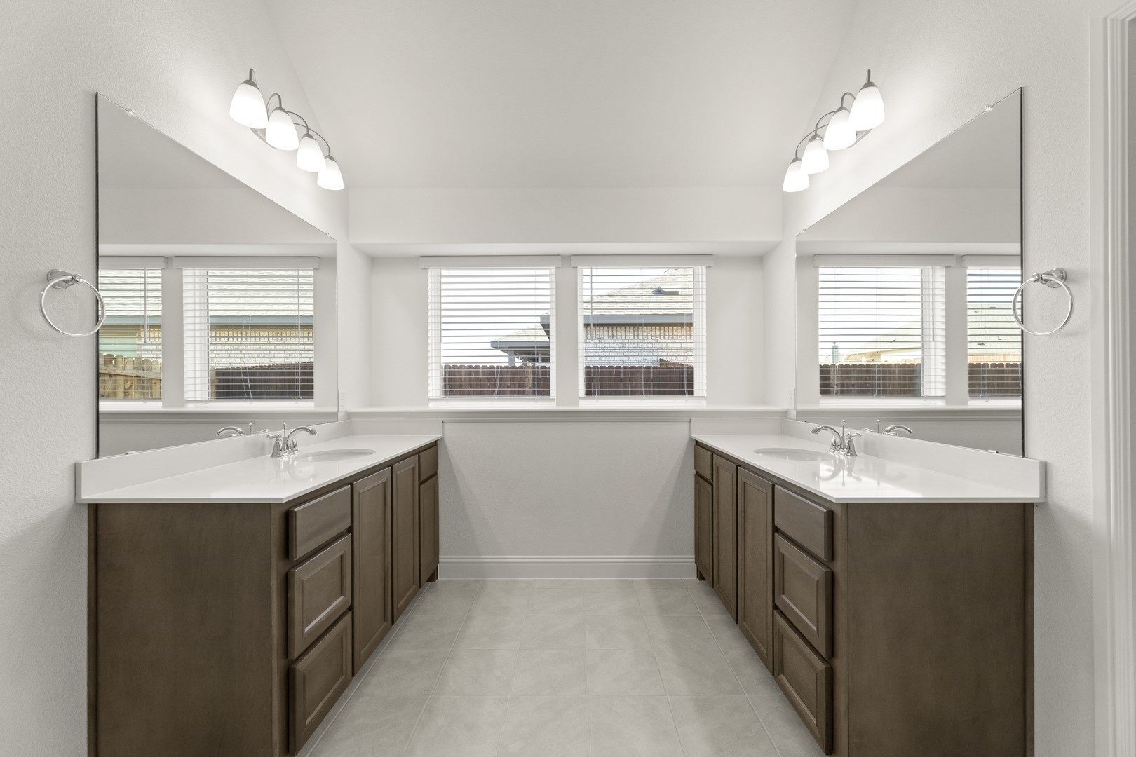 1404 Elle Lane Aubrey TX 76227