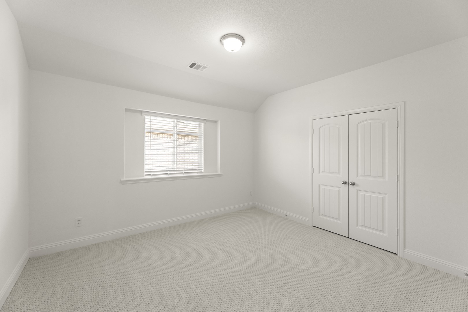 1404 Elle Lane Aubrey TX 76227