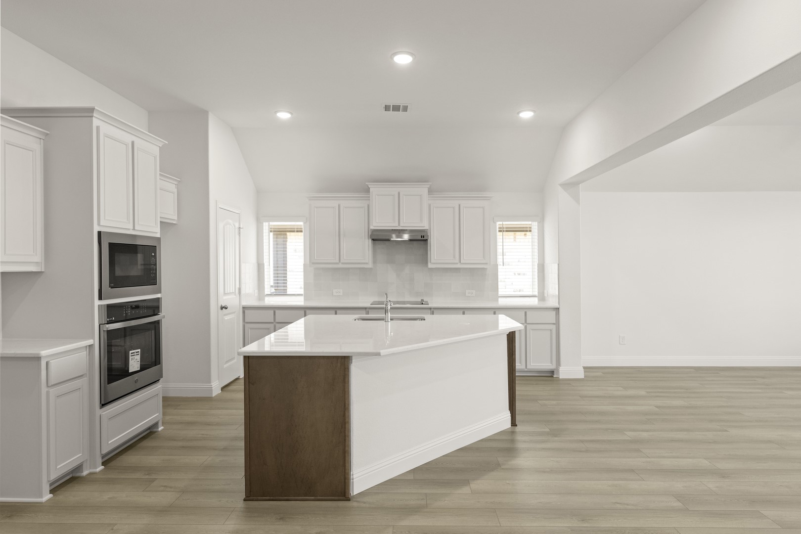 1404 Elle Lane Aubrey TX 76227