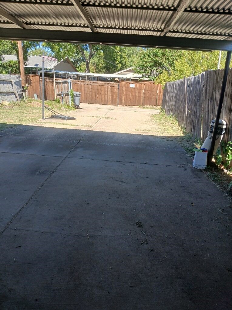 11231 Pelican Drive Dallas TX 75238