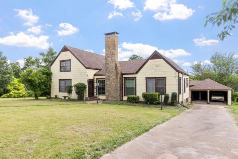 701 5th Street Honey Grove TX 75446
