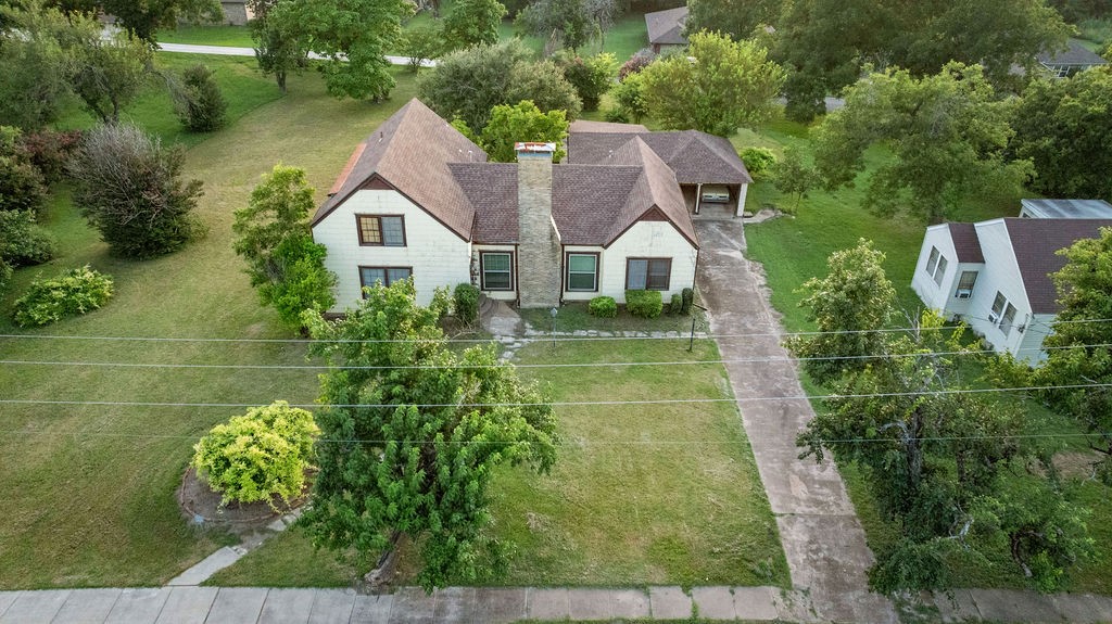 701 5th Street Honey Grove TX 75446