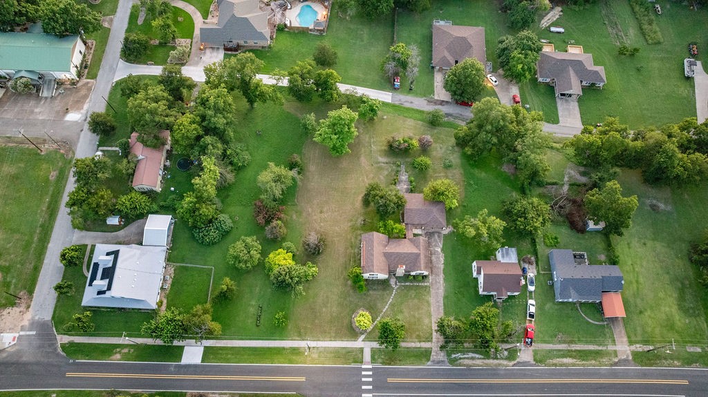 701 5th Street Honey Grove TX 75446