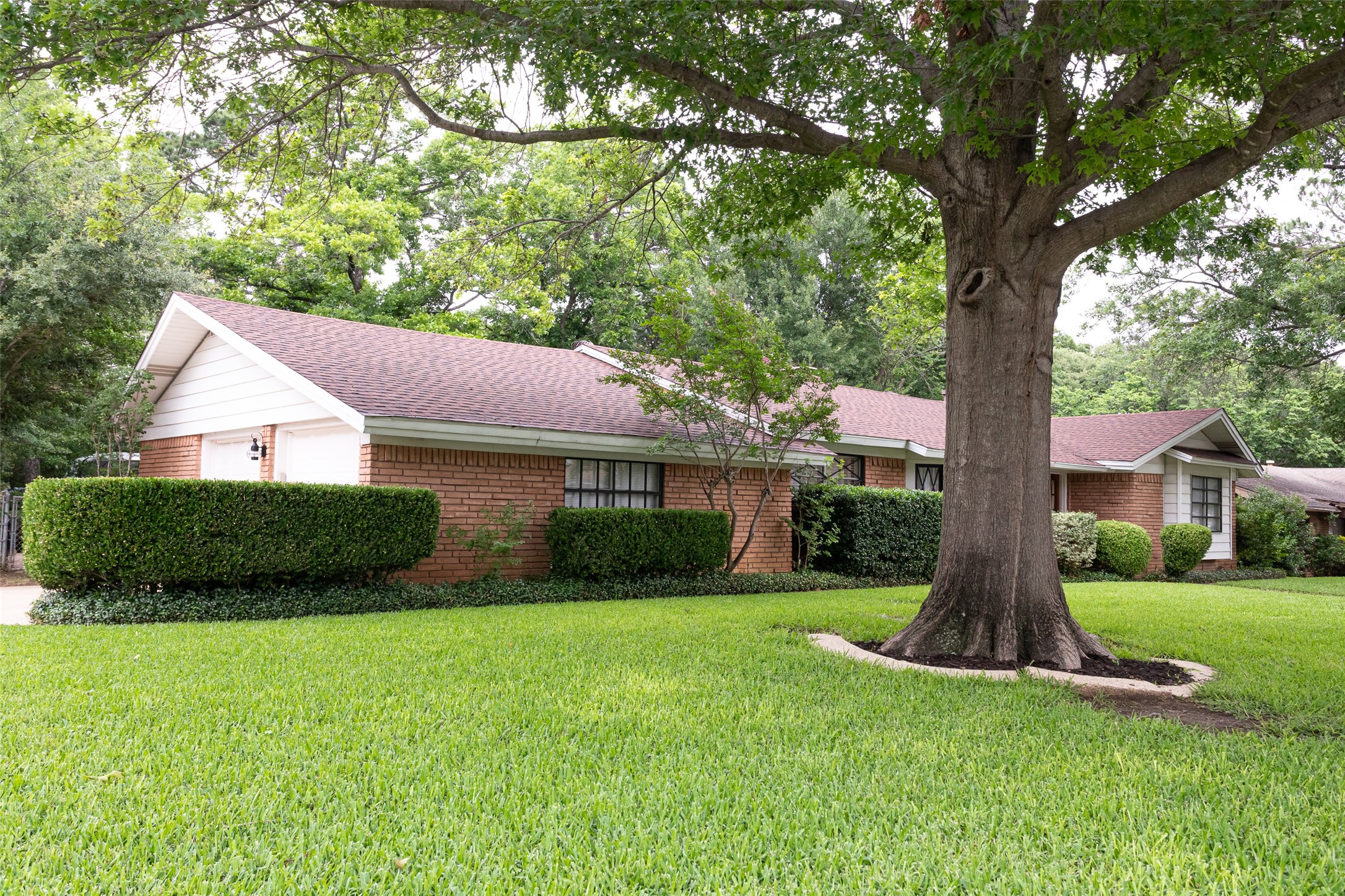 7101 Jewell Avenue Fort Worth TX 76112