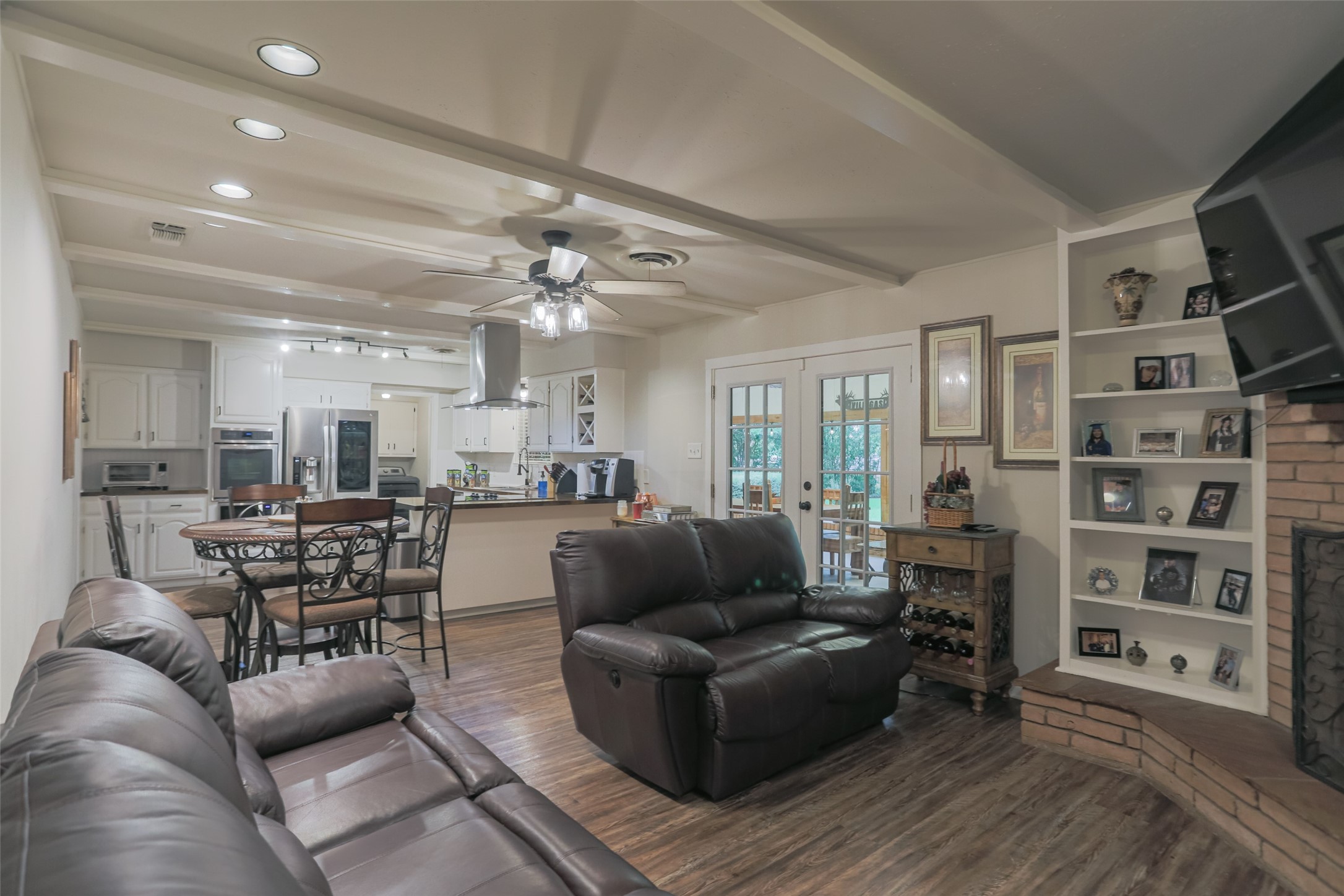 7101 Jewell Avenue Fort Worth TX 76112